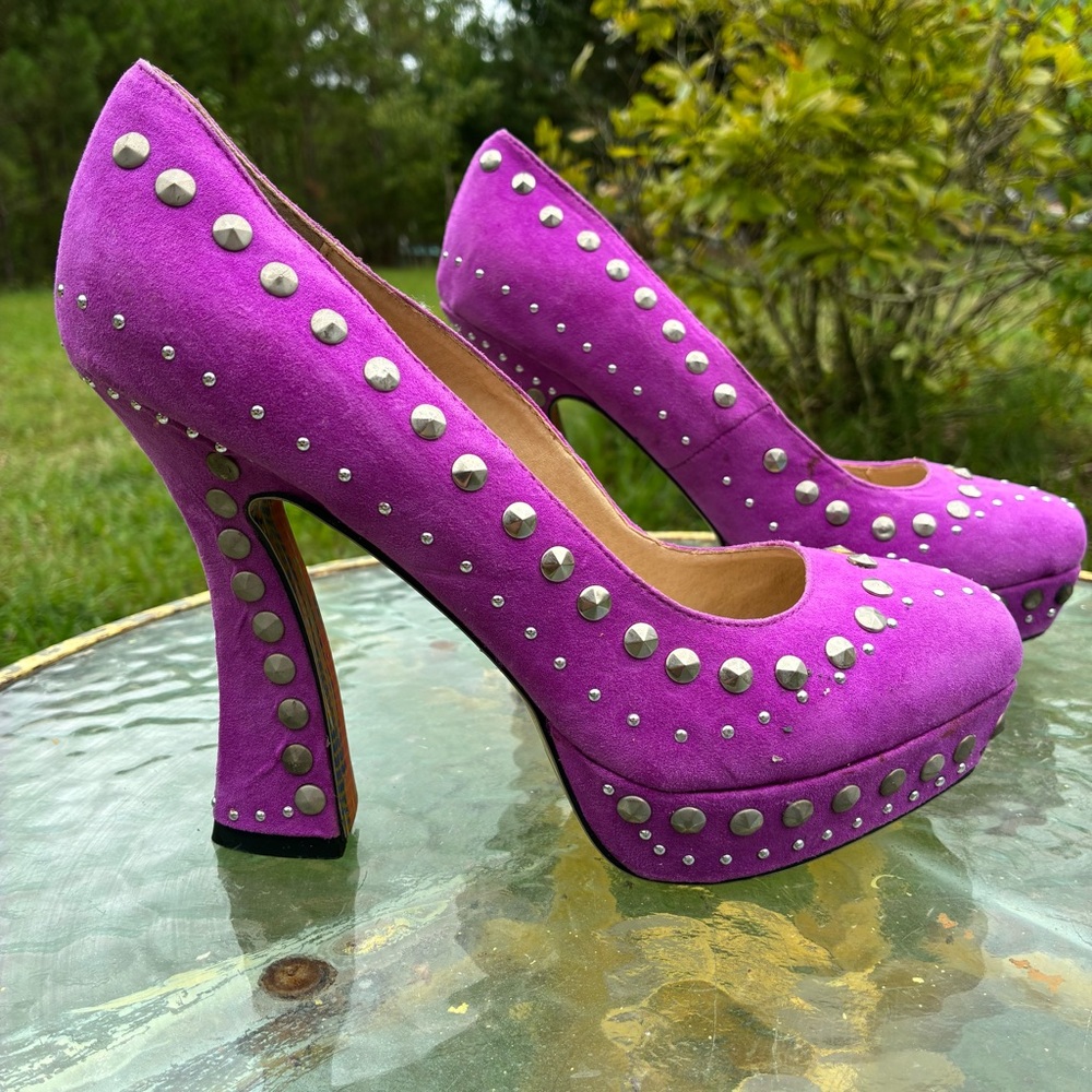 Vtg. Purple Studded Faux Suede Platform Disco Retro Heels Size 7.5
